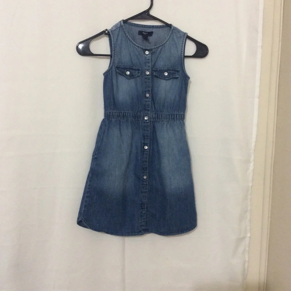 3/&35❤️Gapkids girl denim button down dress size S
